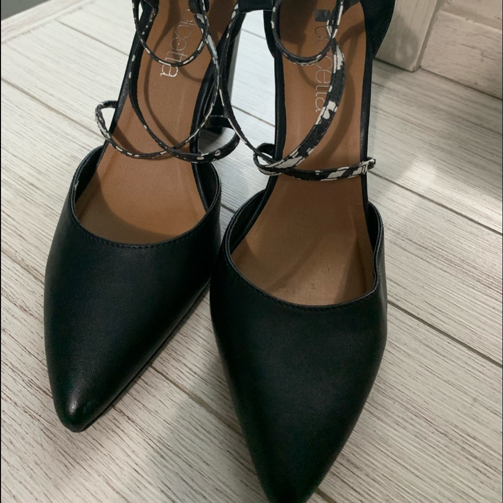 Dolcetta Shoes Black 8.5